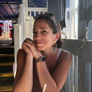 Meet your Posher, Jennifer